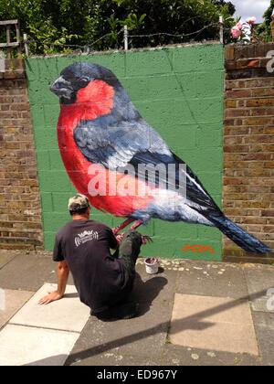 Graffiti par distributeur automatique de haringey bouvreuil n15 Londres Banque D'Images