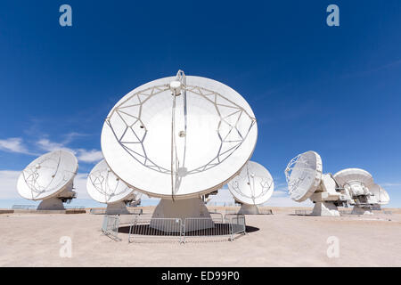 Au radiotélescope ALMA observatory, San Pedro de Atacama, Chili, Amérique du Sud Banque D'Images