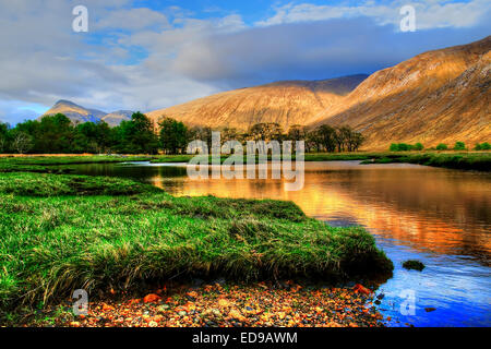 Le Loch Etive dans les Highlands d'Ecosse Banque D'Images