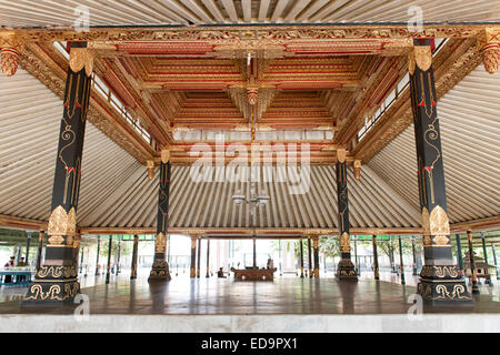 Intérieur de la Yogyakarta Kraton (Palais Royal) en Java, Indonésie. Banque D'Images