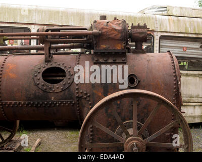 La rouille ancienne machinerie à la vallée d'or Light Railway, près de Ripley, Derbyshire, Royaume-Uni Banque D'Images