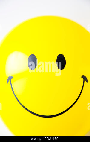 Ballon, jaune, avec un smiley face Banque D'Images