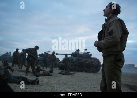 Fury est un film de guerre américain de 2014 Écrit et réalisé par David Ayer. Le film stars Brad Pitt, Logan Lerman, Shia LaBeouf, Michael Peña, et Jon Bernthal. Le film dépeint les équipages du réservoir au cours des derniers jours de la Seconde Guerre mondiale en Europe Banque D'Images