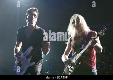 Joe Satriani, Steve Vai et Steve Morse (G3) effectué au Sportarena stade, Budapest, Hongrie Aug 01, 2012 Banque D'Images