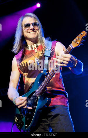 Steve Morse effectué au Sportarena stade, Budapest, Hongrie Aug 01, 2012 Banque D'Images