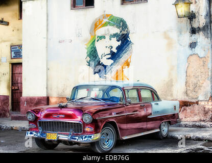 Radamés Giro historien de la musique, auteur de le Diccionario de la Música en Cuba, un survol historique de la musique à Cuba. Banque D'Images