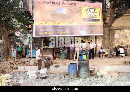 Étal de nourriture dans la zone Kalighat, Kalighat Kali Temple Hindou à Kolkata, Inde Banque D'Images