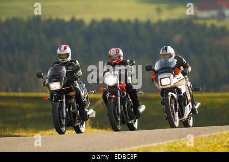 Motos Yamaha XJ, la conduite Banque D'Images