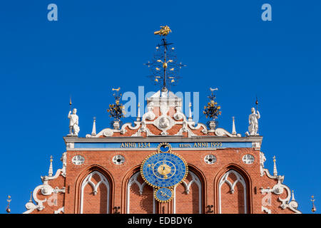 Maison des Têtes Noires à la place de l'Hôtel de Ville, centre historique, patrimoine mondial de l'UNESCO, Riga, Lettonie Banque D'Images