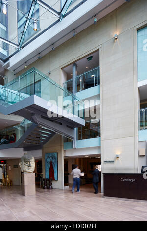 Le centre-ville de Manchester, Radisson Edwardian intérieur de l'hôtel l'hôtel a été converti de la Free Trade Hall sur Peter Street Banque D'Images