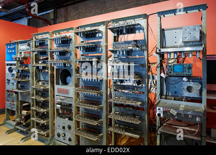 MOSI Musée des sciences et de l'industrie, situé sur le site de la première gare - Photo d'une réplique de l'enfant Banque D'Images