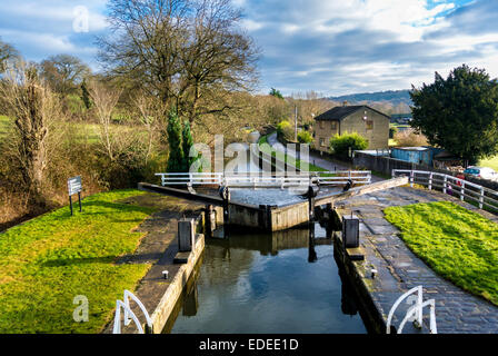 Doweley Gap serrures, Leeds Liverpool Canal, West Yorkshire, Royaume-Uni. Banque D'Images