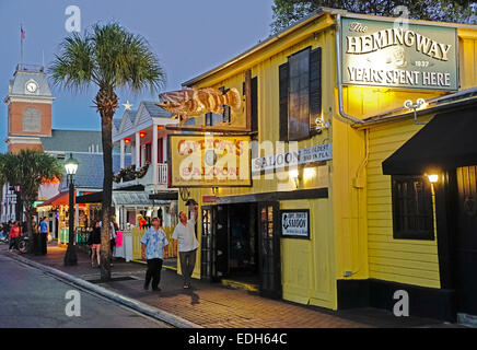Ernest Hemingway's bar favori, original Sloppy Joe's, à Key West, en Floride. Banque D'Images