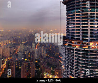 Vue depuis le haut de Jin Mao Tower, Shanghai, Chine Banque D'Images