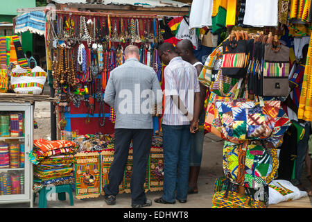 Market stall, Oxford Street, Osu, Accra, Ghana, Afrique Banque D'Images