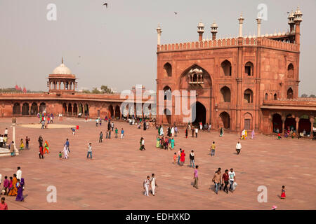 Cour de la mosquée de vendredi Jama Masjid, Delhi, Inde Banque D'Images