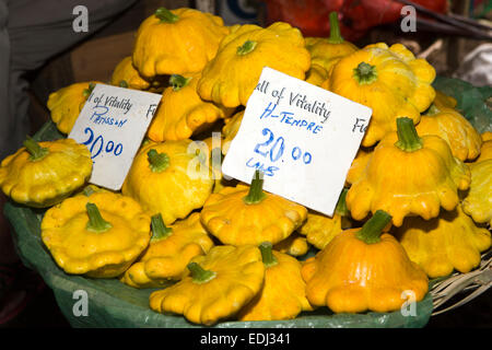 L'Ile Maurice, Quatre Bornes, Marché, courges d'Pattypan à vendre Banque D'Images