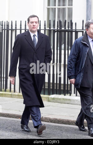 Westminster London,UK. 7e janvier 2015. Chancelier de l'Echiquier George Osborne quitte Downing Street pour le logement familial hebdomadaire sur les maisons des communes, en Parlement Crédit : amer ghazzal/Alamy Live News Banque D'Images