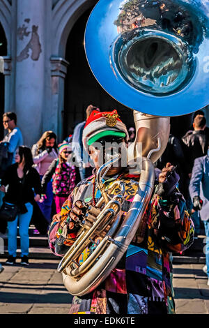 New Orleans Jazz Band jouant sur Chartres Street au coeur de la French Qtr de cette ville Banque D'Images