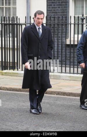 Londres, Royaume-Uni, 7 janvier 2015, George Osborne quitte le 11 Downing Street pour prendre part à la première question de temps 2015 au Parlement. Credit : JOHNNY ARMSTEAD/Alamy Live News Banque D'Images