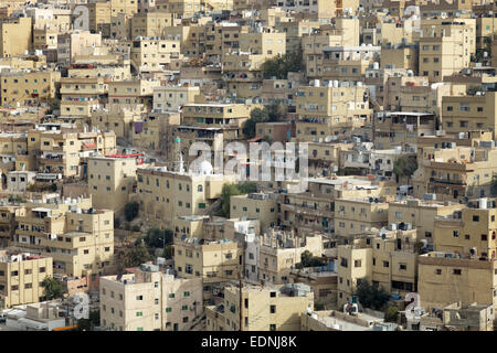 Maisons de la mer, vue de la Citadelle d'Amman, Amman, Jordanie Banque D'Images