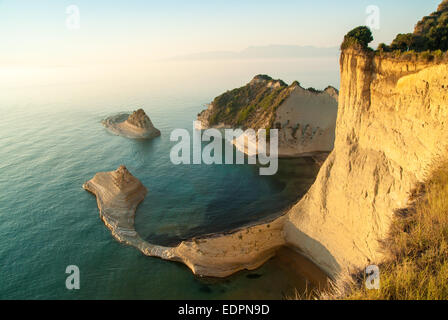 Cap Drastis au coucher du soleil, l'île de Corfou, Grèce Banque D'Images