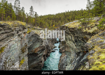 Ridderspranget (Le Chevalier's Leap) dans le parc national de Jotunheimen, Norvège Banque D'Images