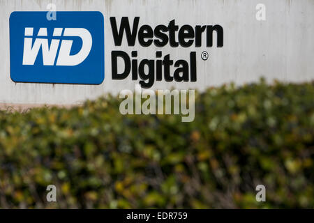 Un immeuble de bureaux occupés par l'Western Digital Corporation à San Jose, Californie. Banque D'Images