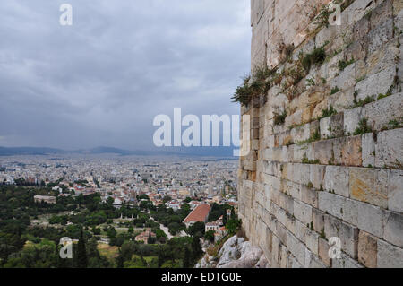 Vue panoramique de la ville d'Athènes et de l'Agora antique de l'acropole mur. Banque D'Images