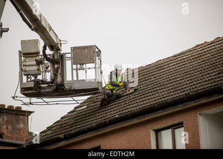 Glasgow, Ecosse, Royaume-Uni. 9 janvier, 2015. Inspecter les dommages causés par les vents violents d'un immeuble sur la route de Glasgow. Mariscat 9 janvier 2015 Crédit : Sam Kovak/Alamy Live News Banque D'Images