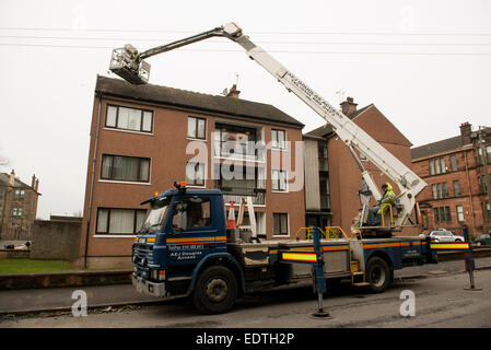 Glasgow, Ecosse, Royaume-Uni. 9 janvier, 2015. Inspecter les dommages causés par les vents violents d'un immeuble sur la route de Glasgow. Mariscat 9 janvier 2015 Crédit : Sam Kovak/Alamy Live News Banque D'Images