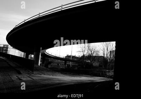 Prenez l'autoroute M8 à Townhead à Glasgow, Ecosse Banque D'Images