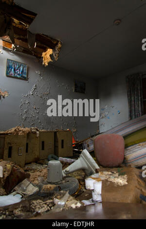 Chambre dans un bâtiment abandonné Banque D'Images