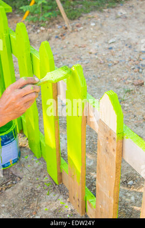 Des outils qui sont peints sur bois Banque D'Images