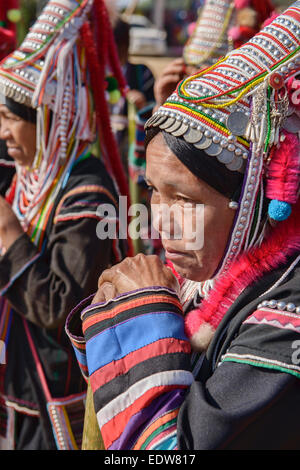 Portrait d'une femme Akha à Mae Salong, province de Chiang Rai, Thaïlande Banque D'Images