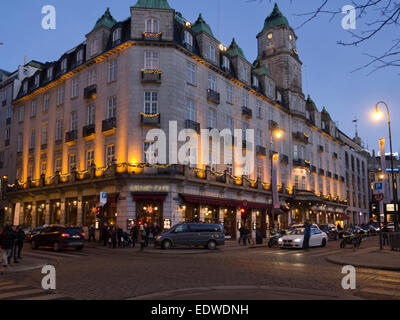 Grand Hotel idéalement placé hôtel de luxe dans la rue Karl Johans gate Oslo Norvège, l'hébergement pour visiteurs de marque Banque D'Images