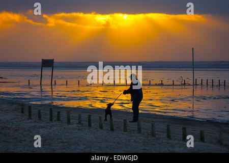 Southport, Merseyside, Royaume-Uni Le 10 janvier 2014. Formby Beach Sunset Crédit : d'Ainsdale près de Mar Photographics/Alamy Live News Banque D'Images