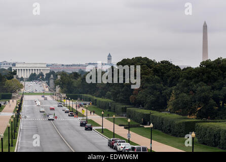 Pont menant de Arlington Arlington Cemetery vers Lincoln Memorial à Washington DC, USA Banque D'Images