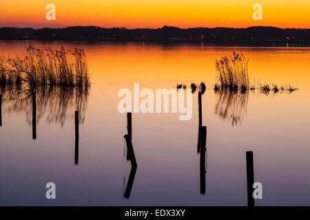 Lac Kasumigaura au coucher du soleil, Ibaraki, Japon Banque D'Images