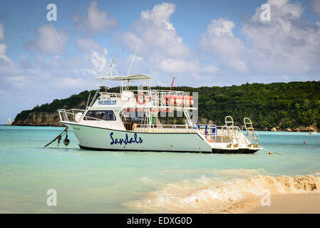 Sandals Grande Antigua Resort Bateau de plongée, Dickenson Bay, Saint John's, Antigua Banque D'Images