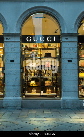 Boutique Gucci à Venise Photo Stock - Alamy