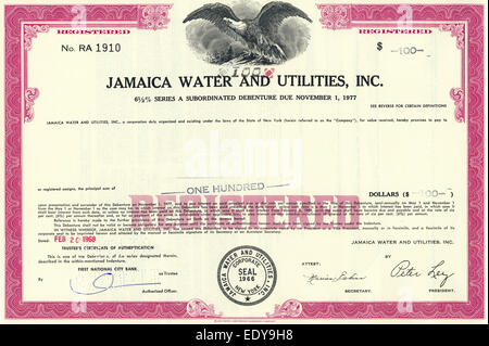 Certificat d'action historique de l'eau et des services publics, la Jamaïque, INC, New York, USA, 1977 Banque D'Images