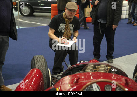 ​London, UK - 11 janvier 2015. Un croquis d'un artiste 1955 Lancia D50 Une formule un, l'un des cinq construits à partir de plans d'origine à l'inaugural Classic Car Show qui a eu lieu au London's un Excel Centre. Crédit : David Mbiyu/ Alamy Live News Banque D'Images