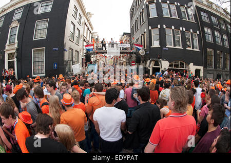 Amsterdam Pays-Bas jour Queens street party. crédit : lee ramsden / alamy Banque D'Images