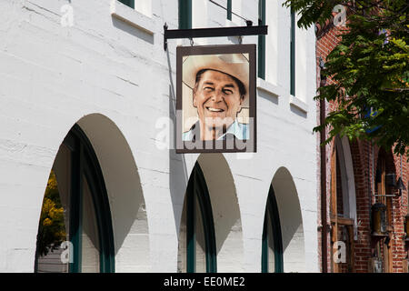 Le Reagan Ranch Centre - Young America's Foundation sur State Street, Santa Barabara, Californie Banque D'Images