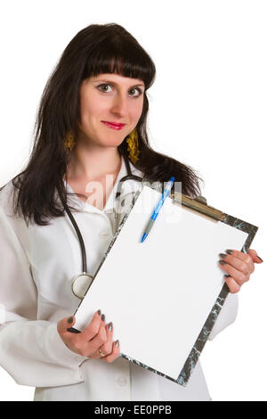 Femme médecin avec un presse-papiers sur un fond blanc Banque D'Images