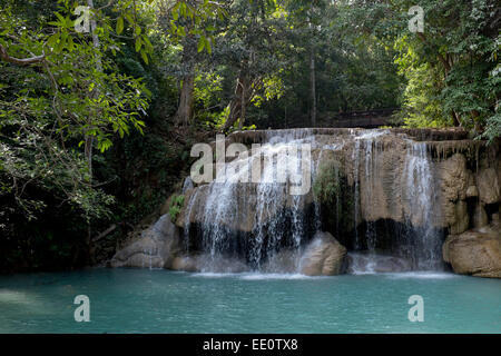 Chute d'eau d'Erawan à Kanchanaburi Banque D'Images