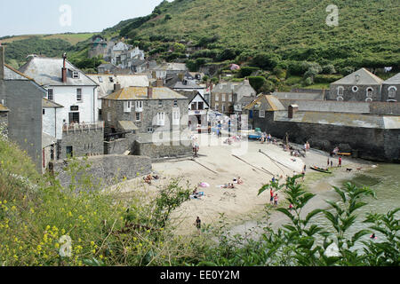 Vue sur le port de Port Isaac, Cornwall, UK Banque D'Images