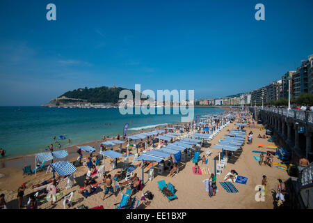 Plage, San Sebastián, Pays Basque, province de Vizcaya, Espagne Banque D'Images