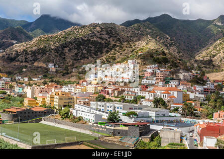 Vue de Vallehermoso sur l'île de La Gomera, la deuxième plus petite île des Canaries, l'Espagne, de l'Atlantique, de l'Europe Banque D'Images